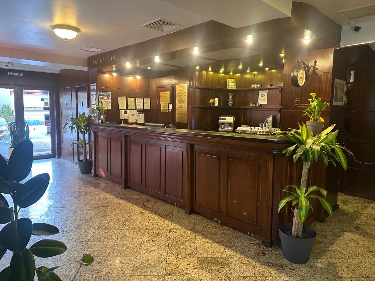 Hotel Bliss Bucarest Exterior foto